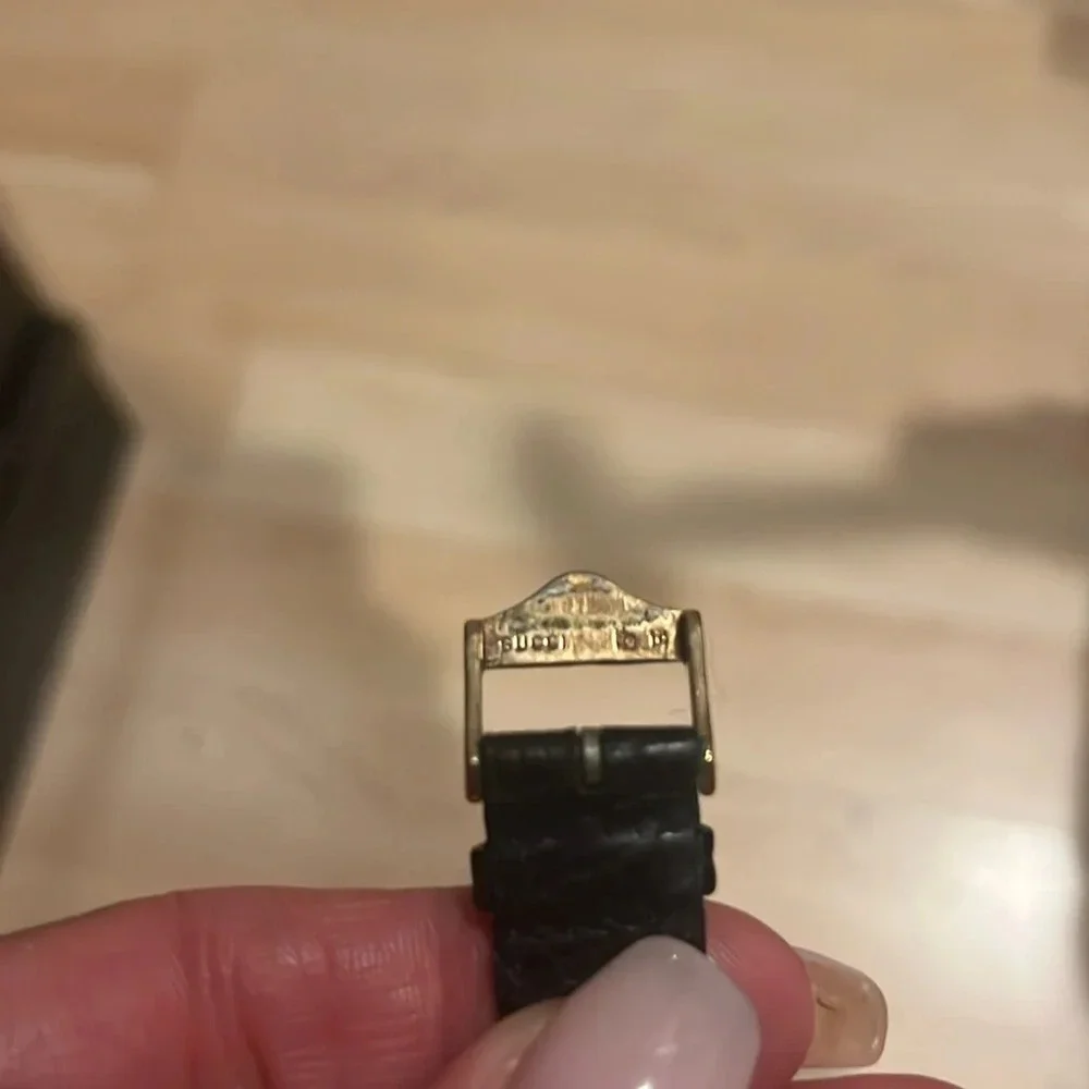 Gucci Watch Vintage Gucci Black leather Watch